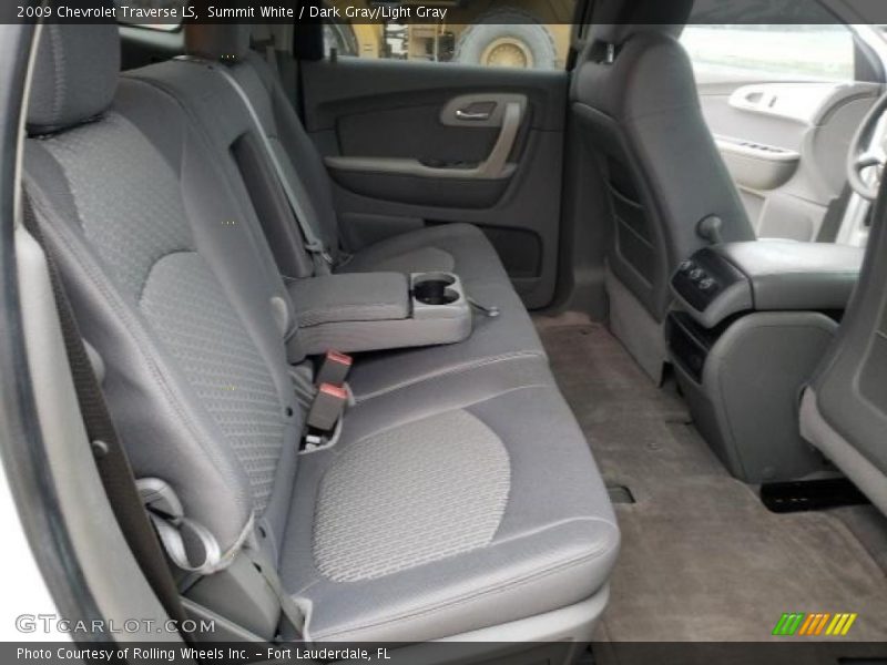 Summit White / Dark Gray/Light Gray 2009 Chevrolet Traverse LS
