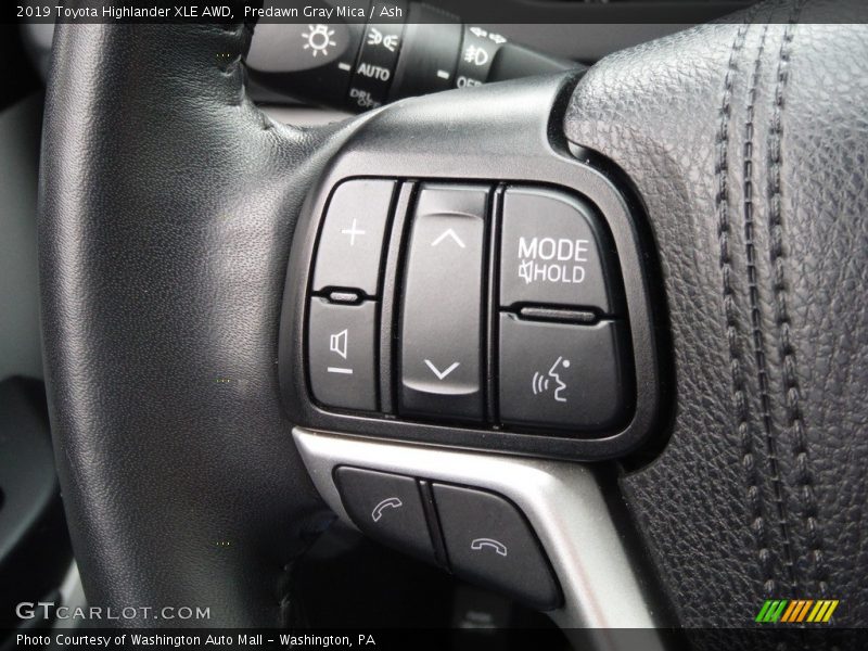 Predawn Gray Mica / Ash 2019 Toyota Highlander XLE AWD