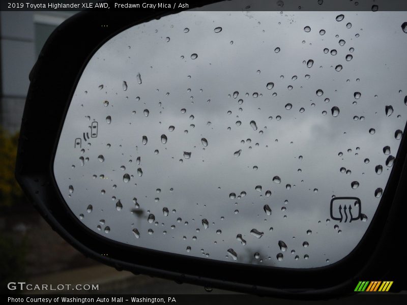 Predawn Gray Mica / Ash 2019 Toyota Highlander XLE AWD