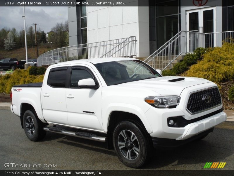 Super White / Black 2019 Toyota Tacoma TRD Sport Double Cab 4x4