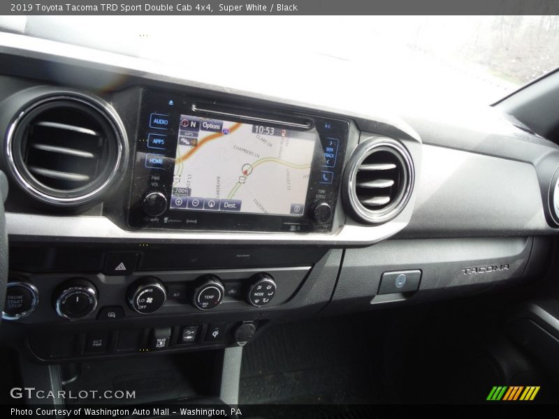 Super White / Black 2019 Toyota Tacoma TRD Sport Double Cab 4x4