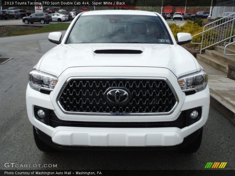 Super White / Black 2019 Toyota Tacoma TRD Sport Double Cab 4x4