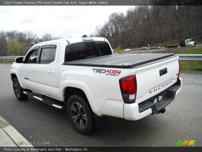 Super White / Black 2019 Toyota Tacoma TRD Sport Double Cab 4x4