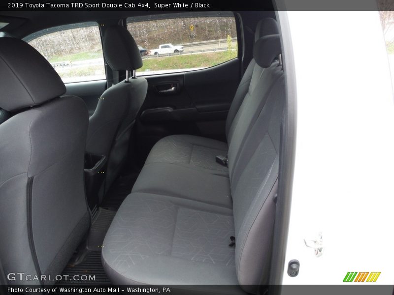 Super White / Black 2019 Toyota Tacoma TRD Sport Double Cab 4x4