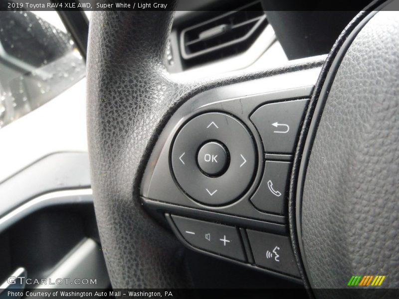 Super White / Light Gray 2019 Toyota RAV4 XLE AWD