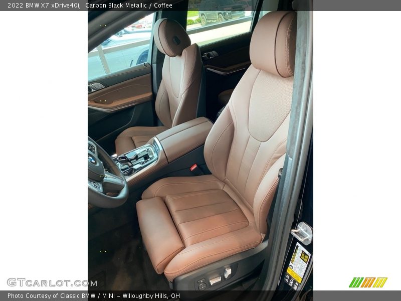 Front Seat of 2022 X7 xDrive40i