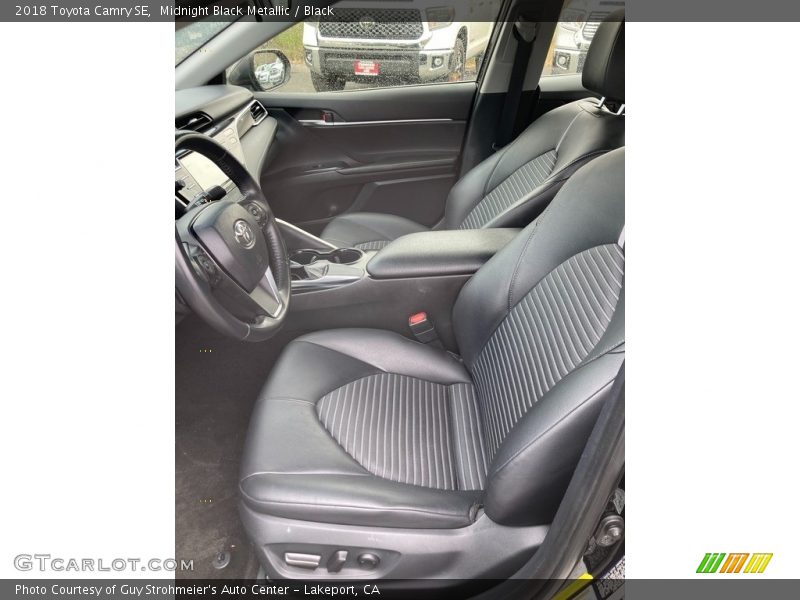 Midnight Black Metallic / Black 2018 Toyota Camry SE