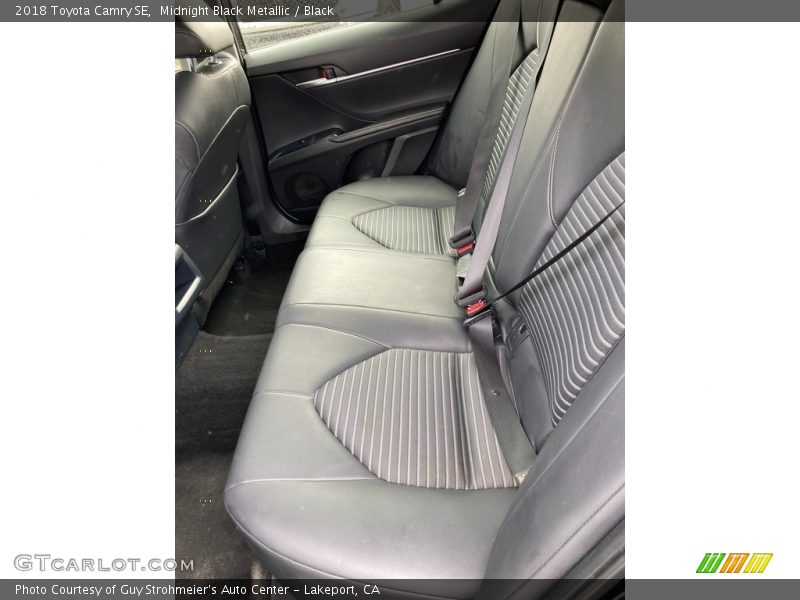 Midnight Black Metallic / Black 2018 Toyota Camry SE