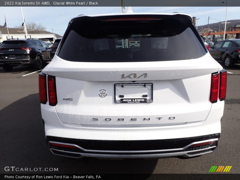Glacial White Pearl / Black 2022 Kia Sorento SX AWD
