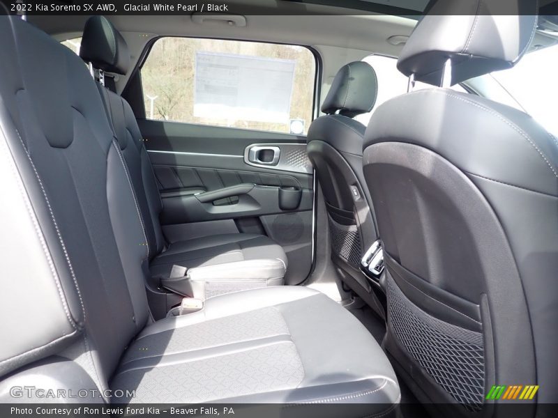 Glacial White Pearl / Black 2022 Kia Sorento SX AWD