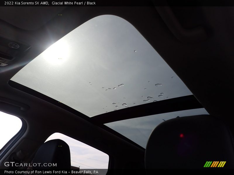 Glacial White Pearl / Black 2022 Kia Sorento SX AWD
