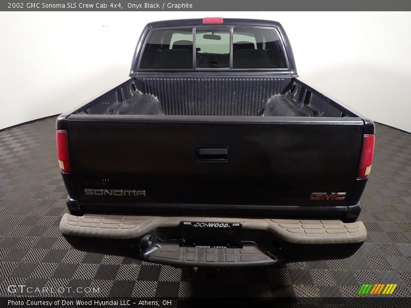 Onyx Black / Graphite 2002 GMC Sonoma SLS Crew Cab 4x4