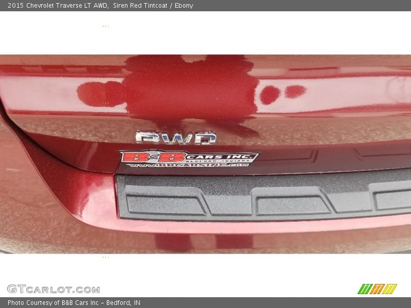 Siren Red Tintcoat / Ebony 2015 Chevrolet Traverse LT AWD
