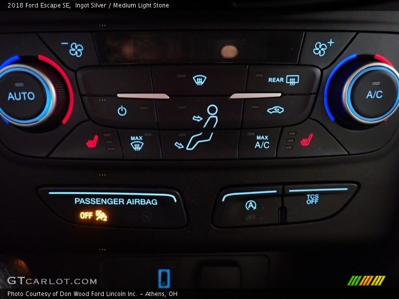 Ingot Silver / Medium Light Stone 2018 Ford Escape SE