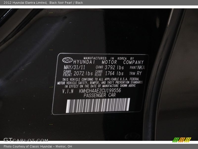 Black Noir Pearl / Black 2012 Hyundai Elantra Limited