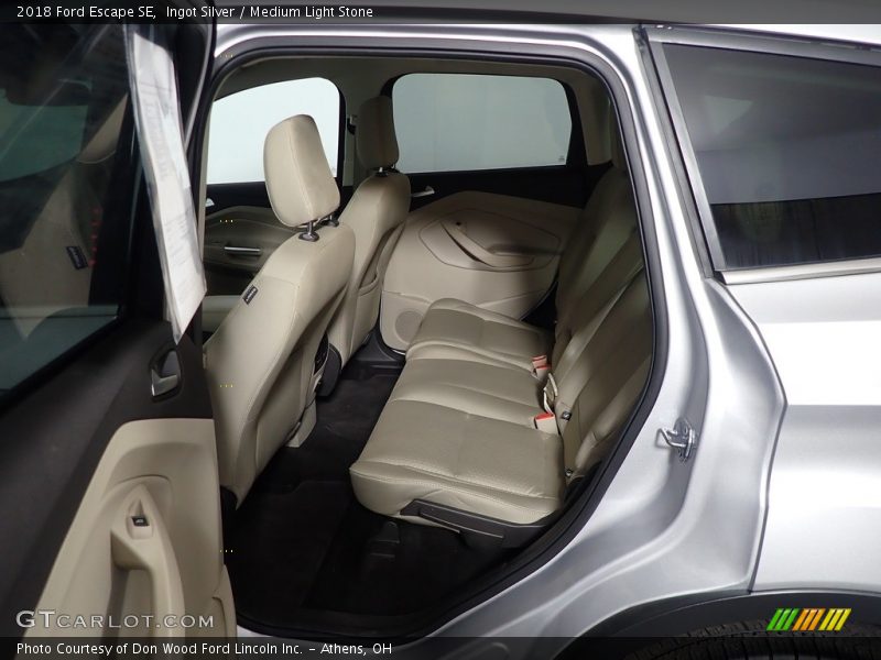 Ingot Silver / Medium Light Stone 2018 Ford Escape SE
