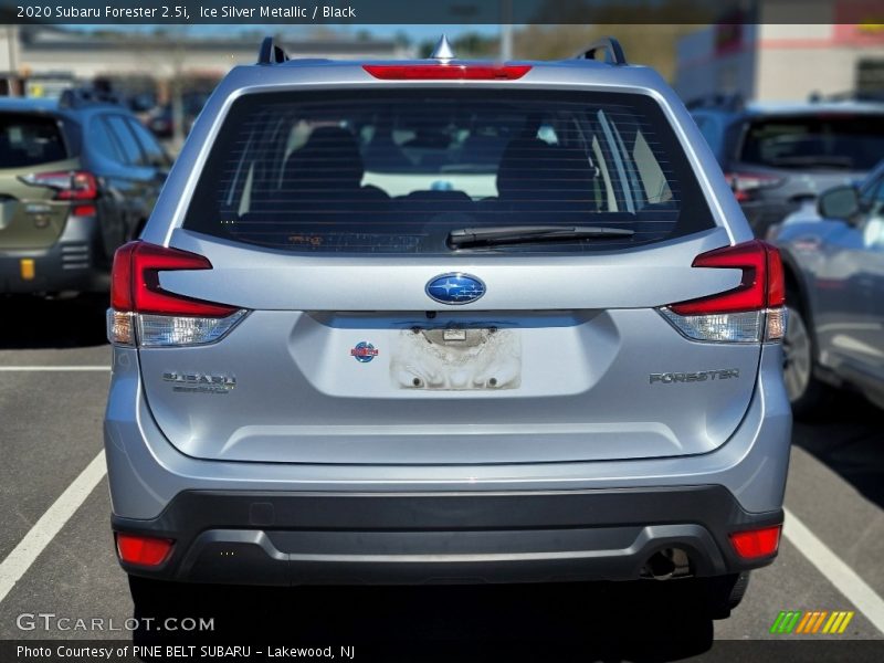 Ice Silver Metallic / Black 2020 Subaru Forester 2.5i
