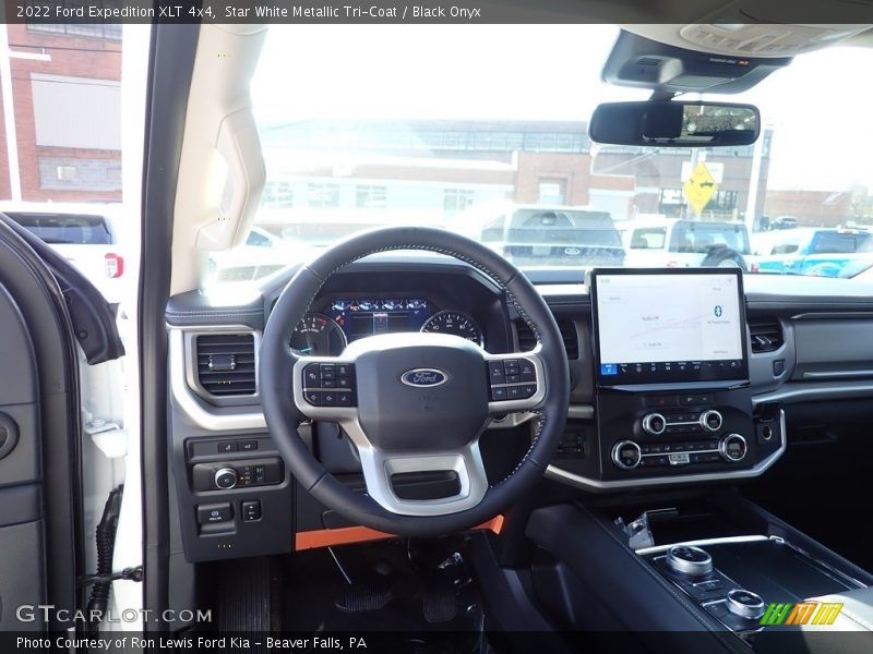 Dashboard of 2022 Expedition XLT 4x4