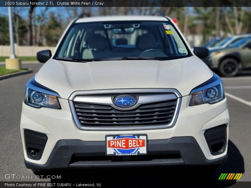 Crystal White Pearl / Gray 2020 Subaru Forester 2.5i