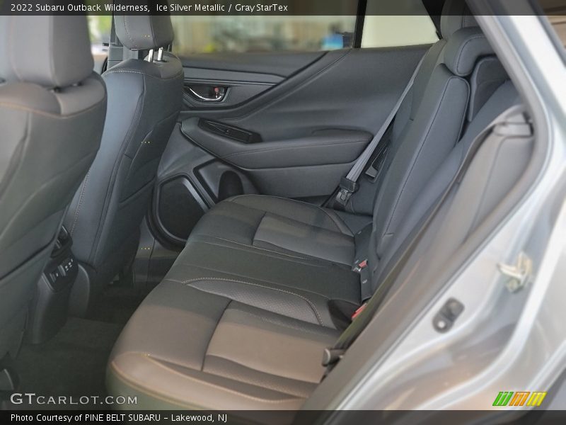 Ice Silver Metallic / Gray StarTex 2022 Subaru Outback Wilderness
