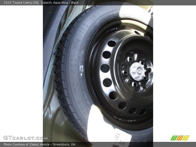 Galactic Aqua Mica / Black 2020 Toyota Camry XSE