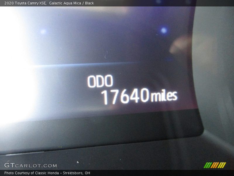 Galactic Aqua Mica / Black 2020 Toyota Camry XSE