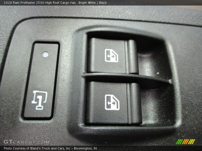 Bright White / Black 2019 Ram ProMaster 2500 High Roof Cargo Van