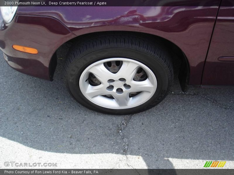 Deep Cranberry Pearlcoat / Agate 2000 Plymouth Neon LX