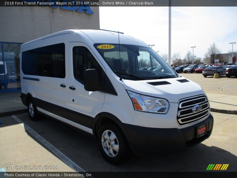 Oxford White / Charcoal Black 2018 Ford Transit Passenger Wagon XLT 350 MR Long