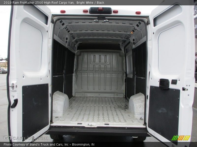 Bright White / Black 2019 Ram ProMaster 2500 High Roof Cargo Van