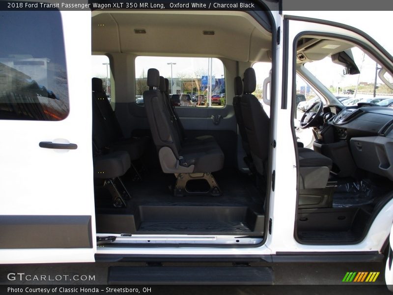 Oxford White / Charcoal Black 2018 Ford Transit Passenger Wagon XLT 350 MR Long
