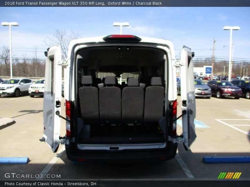 Oxford White / Charcoal Black 2018 Ford Transit Passenger Wagon XLT 350 MR Long