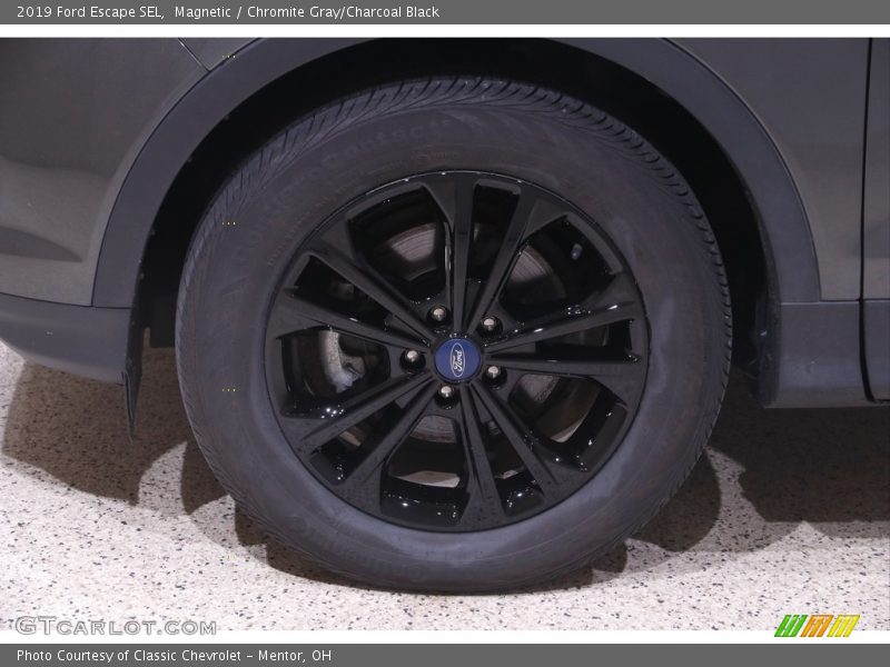 Magnetic / Chromite Gray/Charcoal Black 2019 Ford Escape SEL