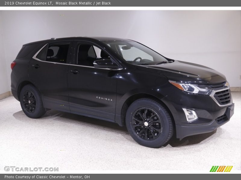 Mosaic Black Metallic / Jet Black 2019 Chevrolet Equinox LT