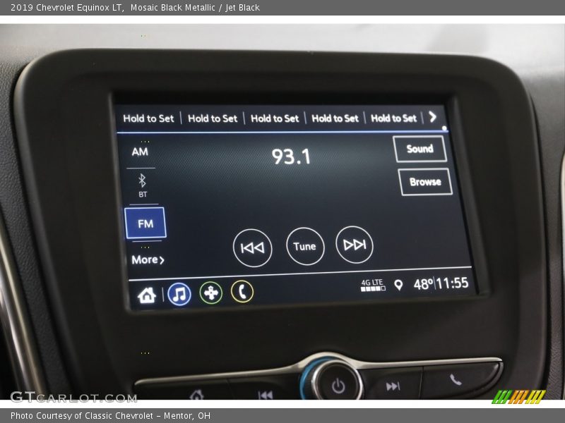 Mosaic Black Metallic / Jet Black 2019 Chevrolet Equinox LT