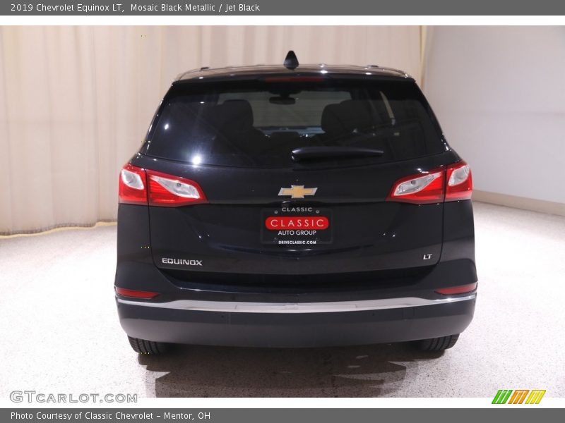 Mosaic Black Metallic / Jet Black 2019 Chevrolet Equinox LT