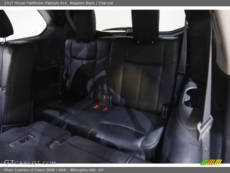Magnetic Black / Charcoal 2017 Nissan Pathfinder Platinum 4x4