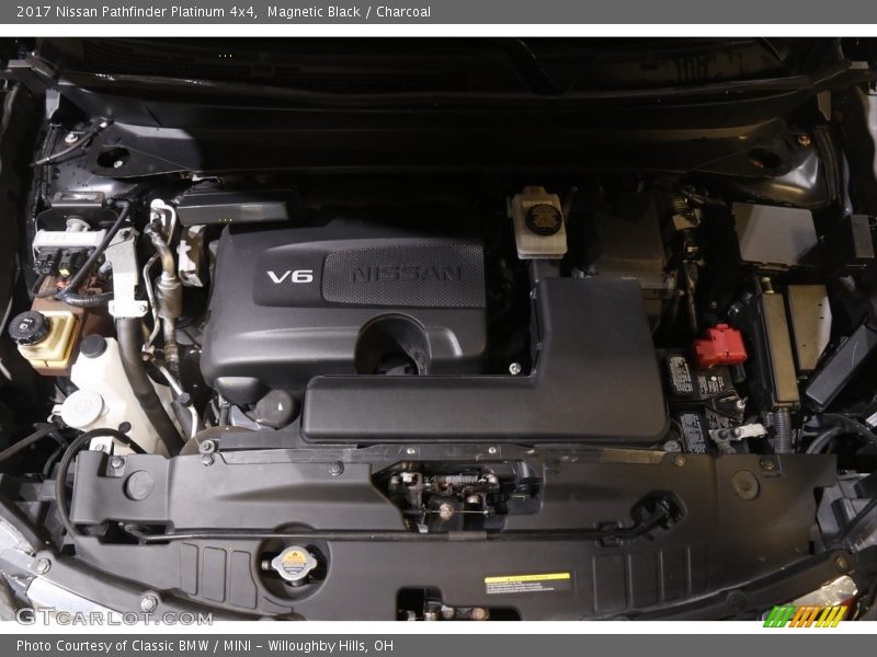 Magnetic Black / Charcoal 2017 Nissan Pathfinder Platinum 4x4