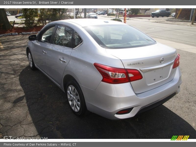 Brilliant Silver / Charcoal 2017 Nissan Sentra SV