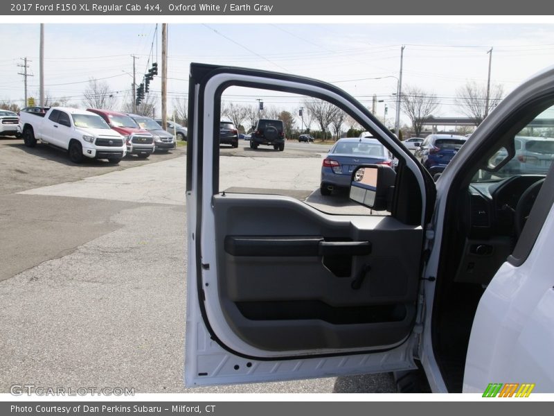 Oxford White / Earth Gray 2017 Ford F150 XL Regular Cab 4x4