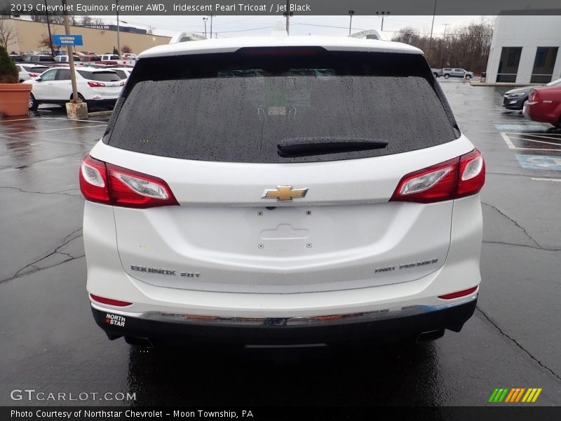Iridescent Pearl Tricoat / Jet Black 2019 Chevrolet Equinox Premier AWD