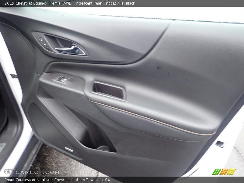 Iridescent Pearl Tricoat / Jet Black 2019 Chevrolet Equinox Premier AWD