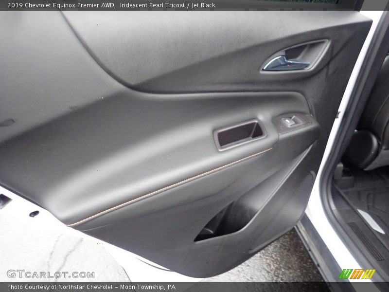 Iridescent Pearl Tricoat / Jet Black 2019 Chevrolet Equinox Premier AWD