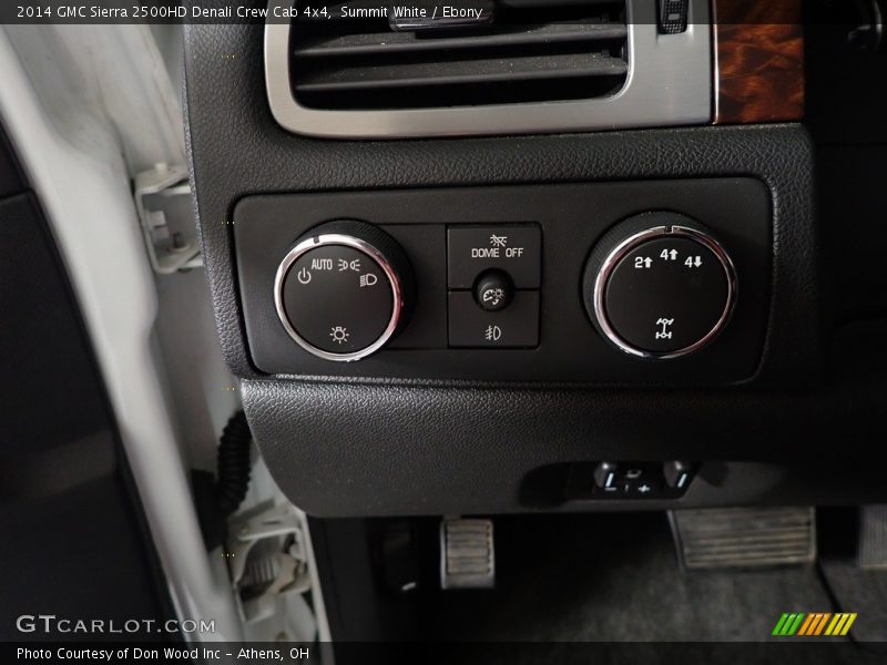 Summit White / Ebony 2014 GMC Sierra 2500HD Denali Crew Cab 4x4