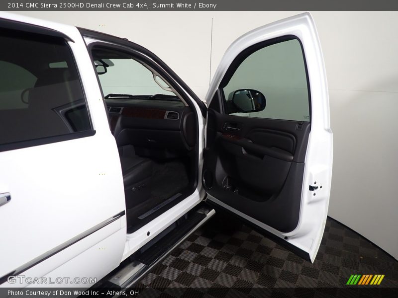 Summit White / Ebony 2014 GMC Sierra 2500HD Denali Crew Cab 4x4