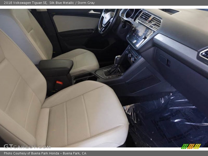 Silk Blue Metallic / Storm Gray 2018 Volkswagen Tiguan SE