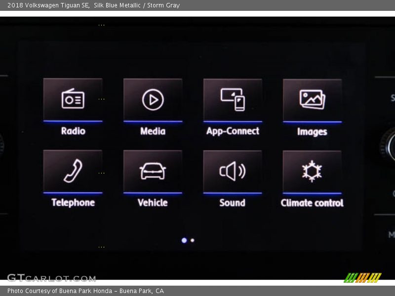 Silk Blue Metallic / Storm Gray 2018 Volkswagen Tiguan SE