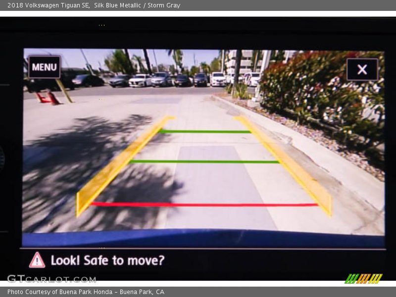 Silk Blue Metallic / Storm Gray 2018 Volkswagen Tiguan SE