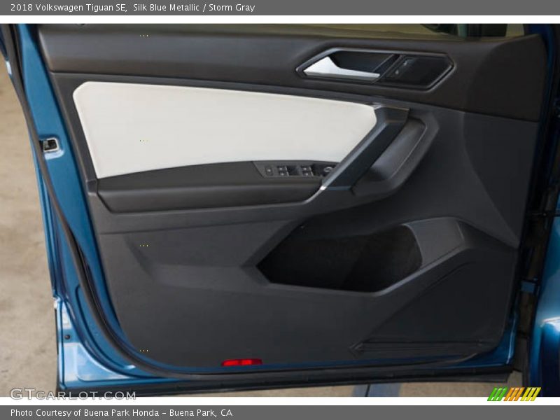 Door Panel of 2018 Tiguan SE