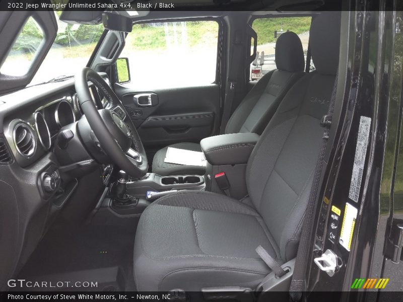 Front Seat of 2022 Wrangler Unlimited Sahara 4x4